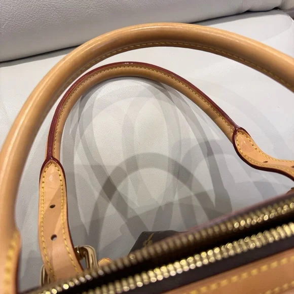 [Authentic] Louis Vuitton Monogram Tivoli GM - Picture 8 of 16